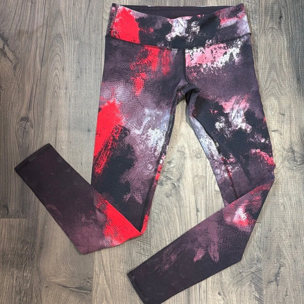 Alo Yoga Airbrush Leggings Red Black Purple Abstract Brushstroke‎ Print Womens M